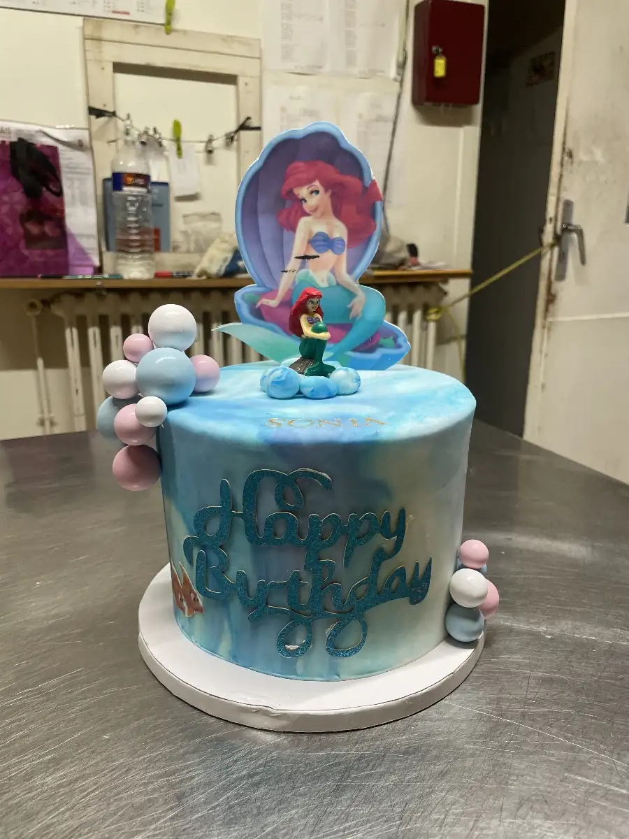 weedind  cake 10 pers